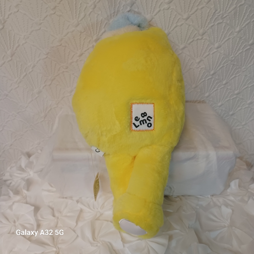 New LEMON8 Yellow Plush Toy with Blue Hat - Picture 10 of 13